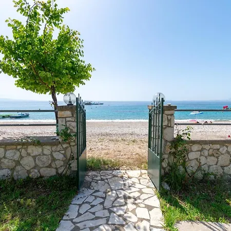 Willa Beachfront Barbati 1 , Corfu *